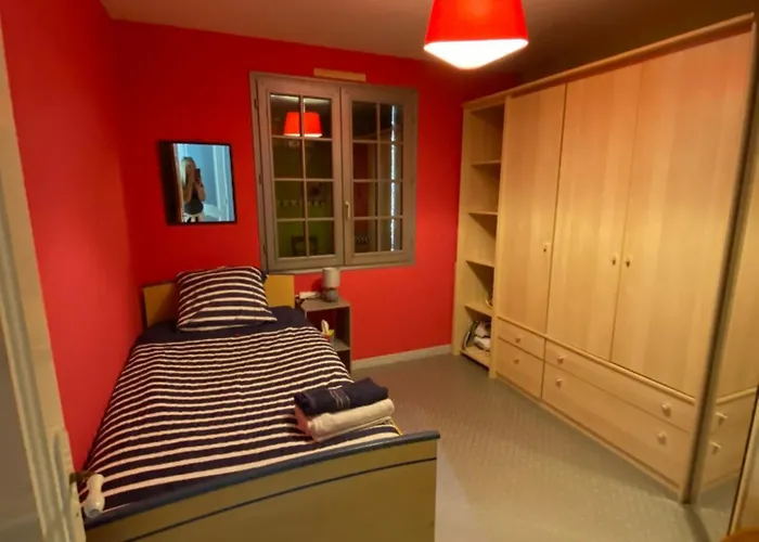 Maison 5 Proche Du Circuit Des 24h Du Mans Proche Arnage, Casa vacanze *