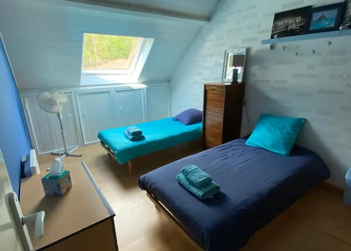 Maison 5 Proche Du Circuit Des 24h Du Mans Proche Arnage, Casa vacanze Guécélard